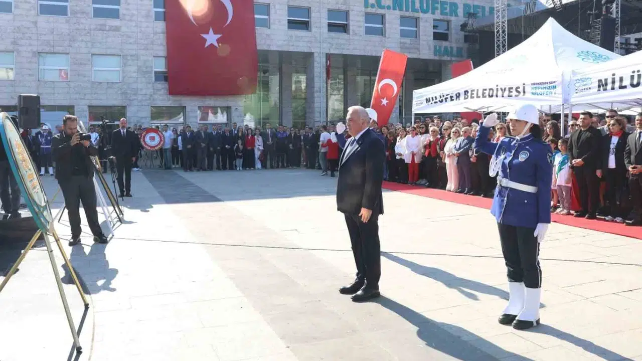 Nilüfer'de 19 Mayıs coşkusu: Başkan Özdemir'den gençlere  gelecek  mesajı