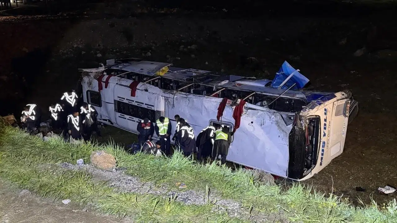 Malatya'da yolcu otobüsü faciası: 3 can kaybının kimlikleri açıklandı