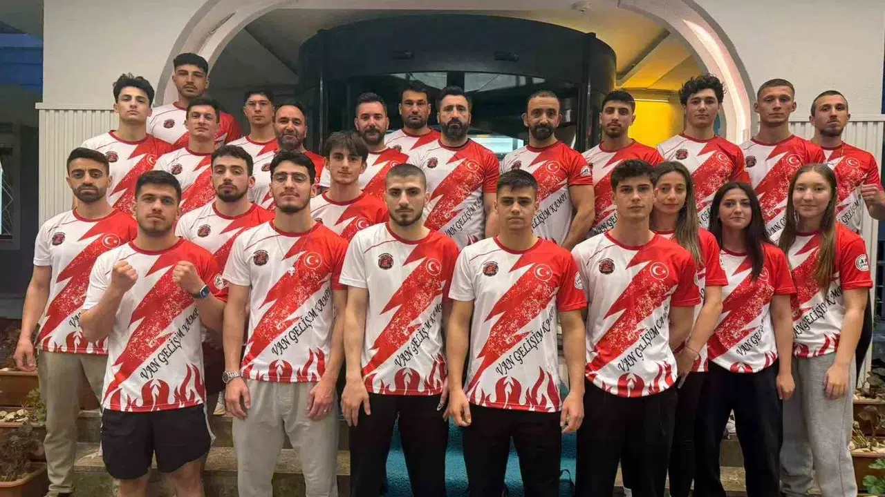 Şampiyonların yeni rotası Van: Yüksek irtifada altın madalya provası