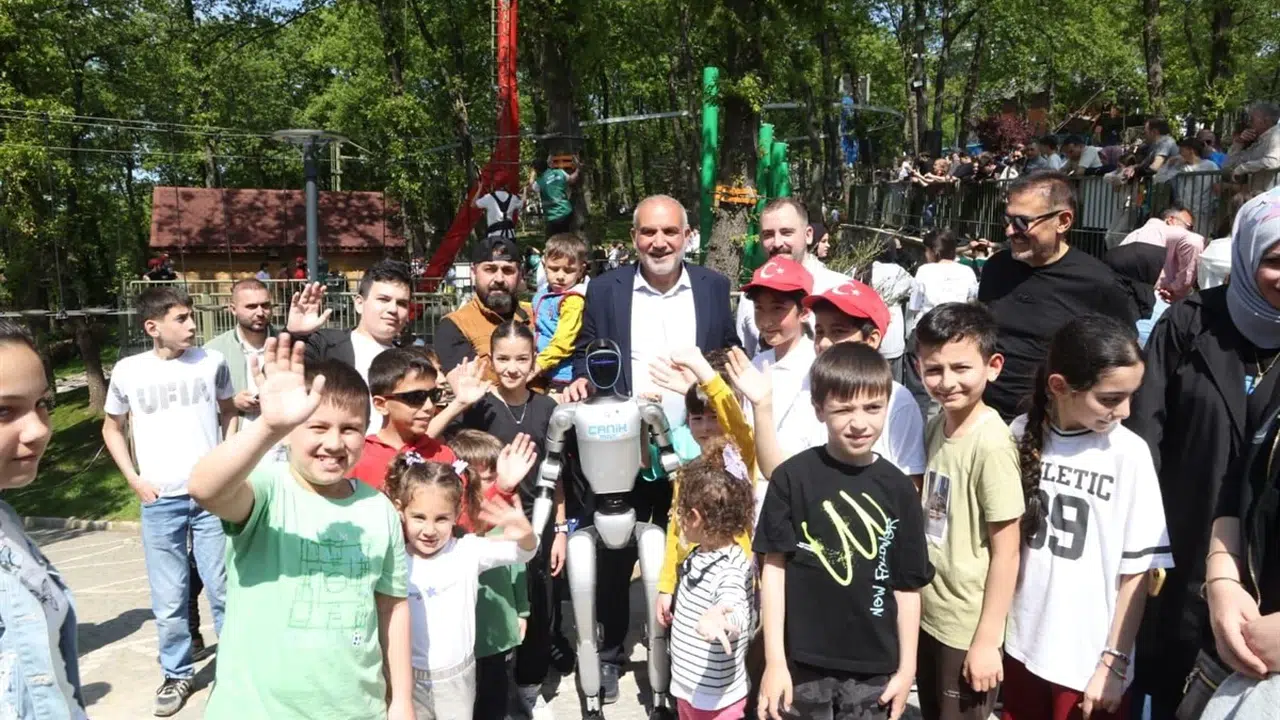 Samsun’da adrenalin tutkunlarının yeni adresi: Açılış gününde 10 bini aşkın ziyaretçi ağırladı