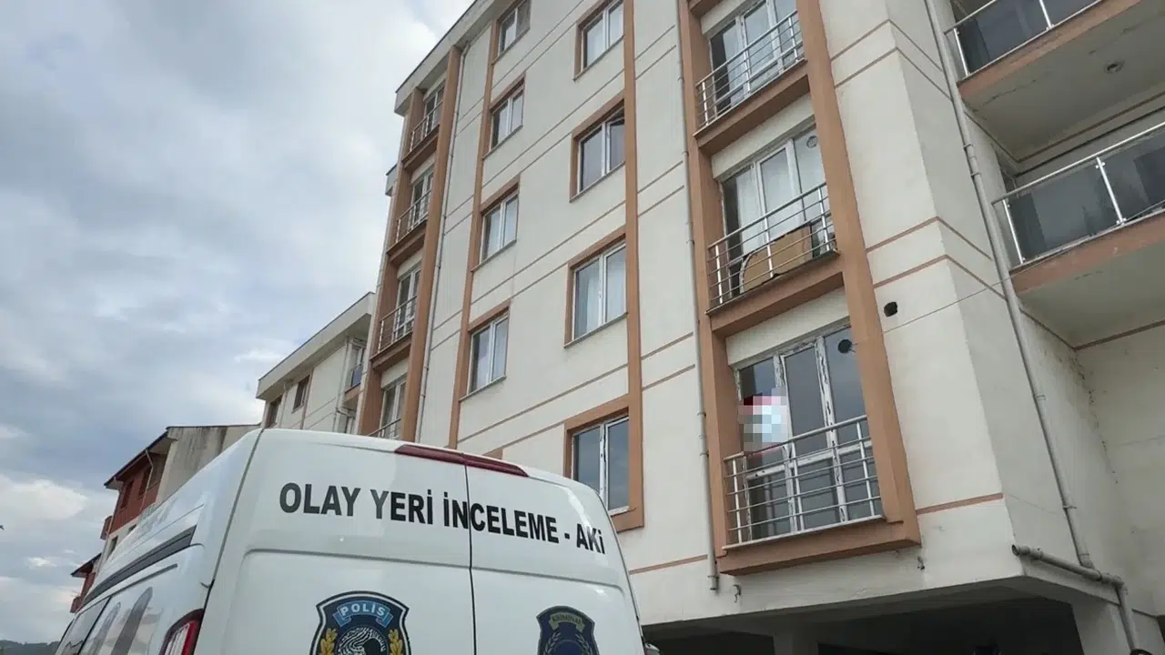 Karabük’te acı veda: Evinden gelen dumanlar sır perdesini araladı