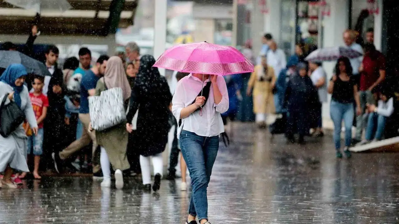 Malatya için kritik saatler: Meteoroloji'den dolu ve sel alarmı