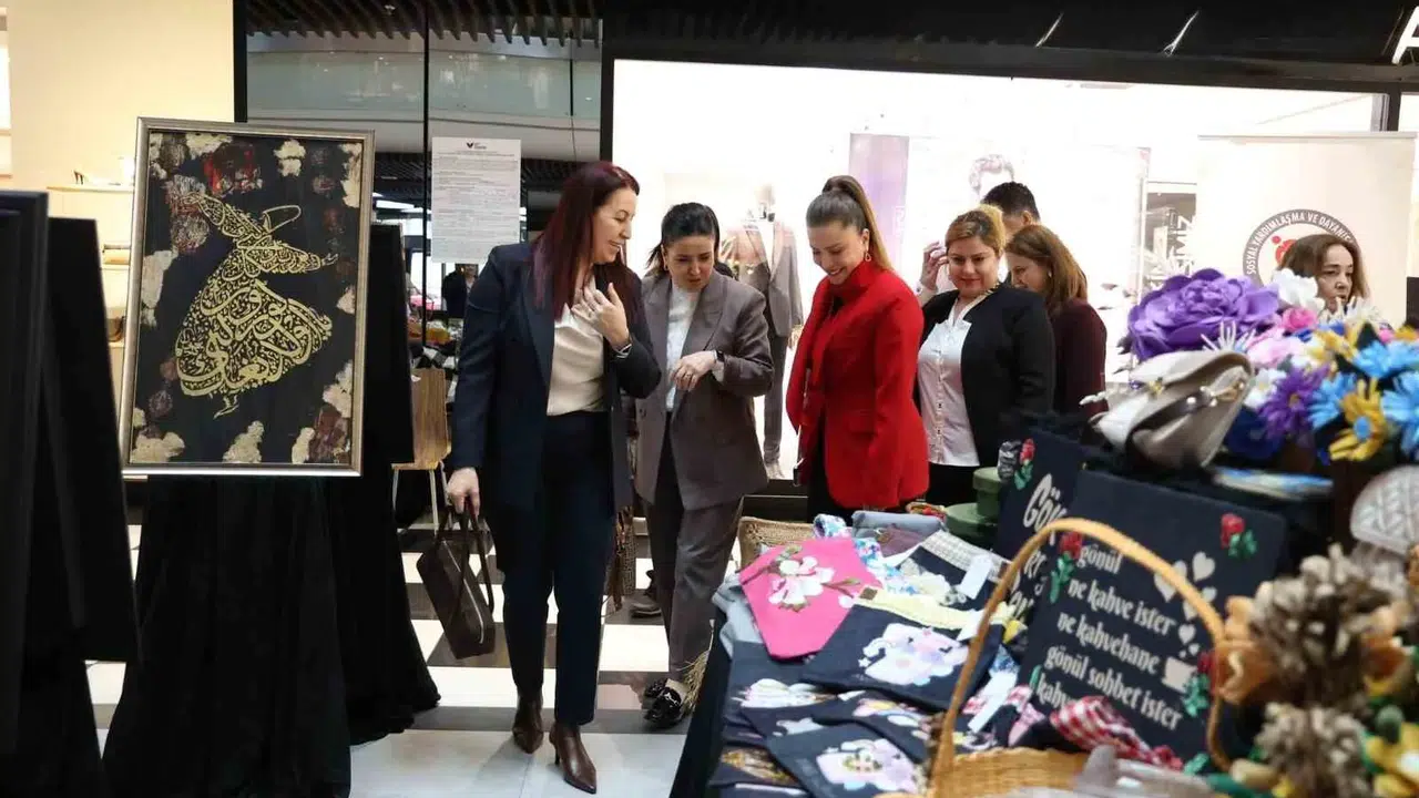 Zonguldak'ta yetenekler görücüye çıktı: Üreten kadınlar AVM'de buluştu