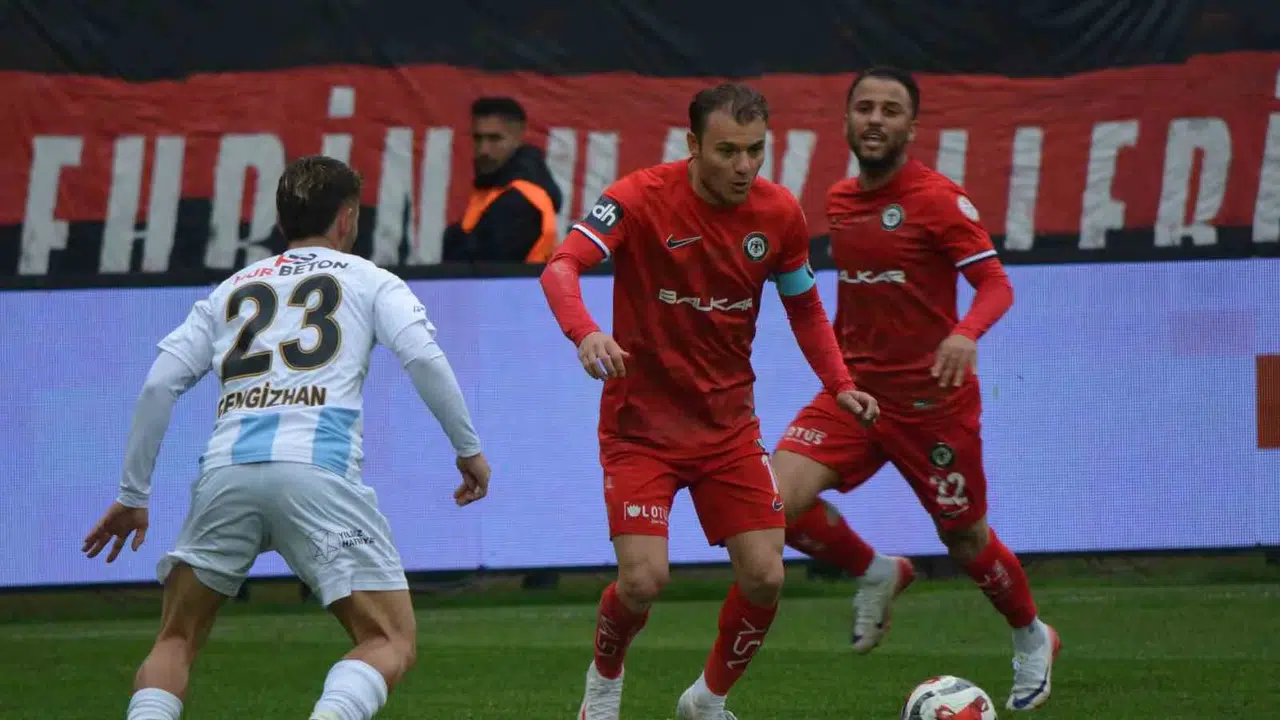 Çorum'da puanlar bölüşüldü: Erzurumspor son bölümde nefes aldı