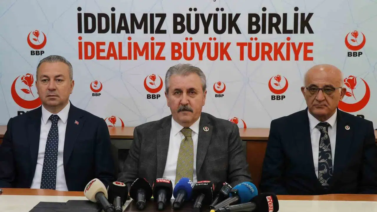 Destici’den sert çıkış: Türkiye’ye parmak sallayanlar akıbetlerine baksın