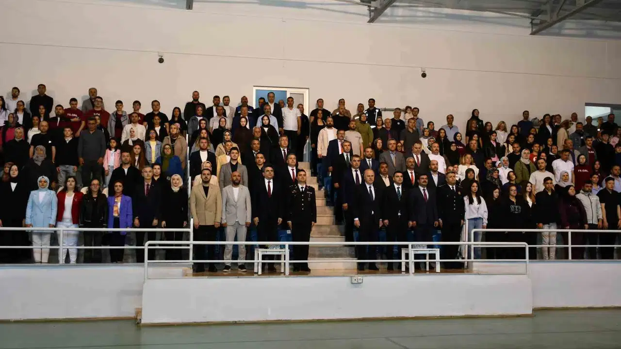 Osmaneli’de 19 Mayıs ruhu: Gençler bayramı coşkuyla kutladı