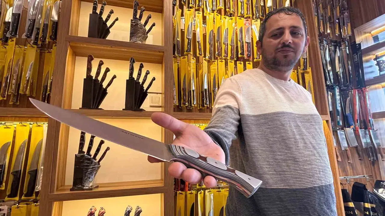 Sürmene'de bayram sessizliği: Ustalar yeni bıçak satışından çok biletme mesaisinde