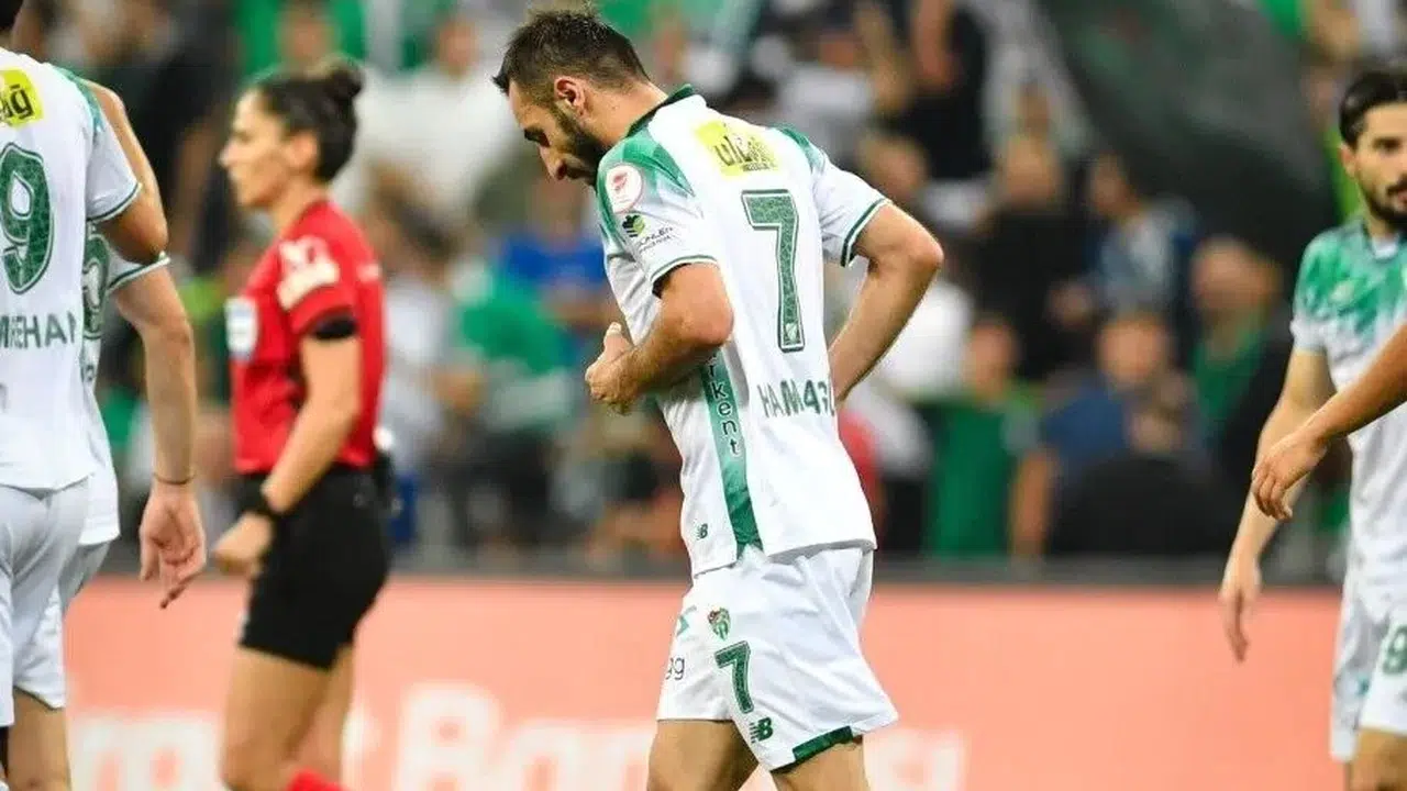 Bursaspor’da yaprak dökümü sürüyor: Şampiyonluk mimarlarından Hamza Gür ile veda vakti