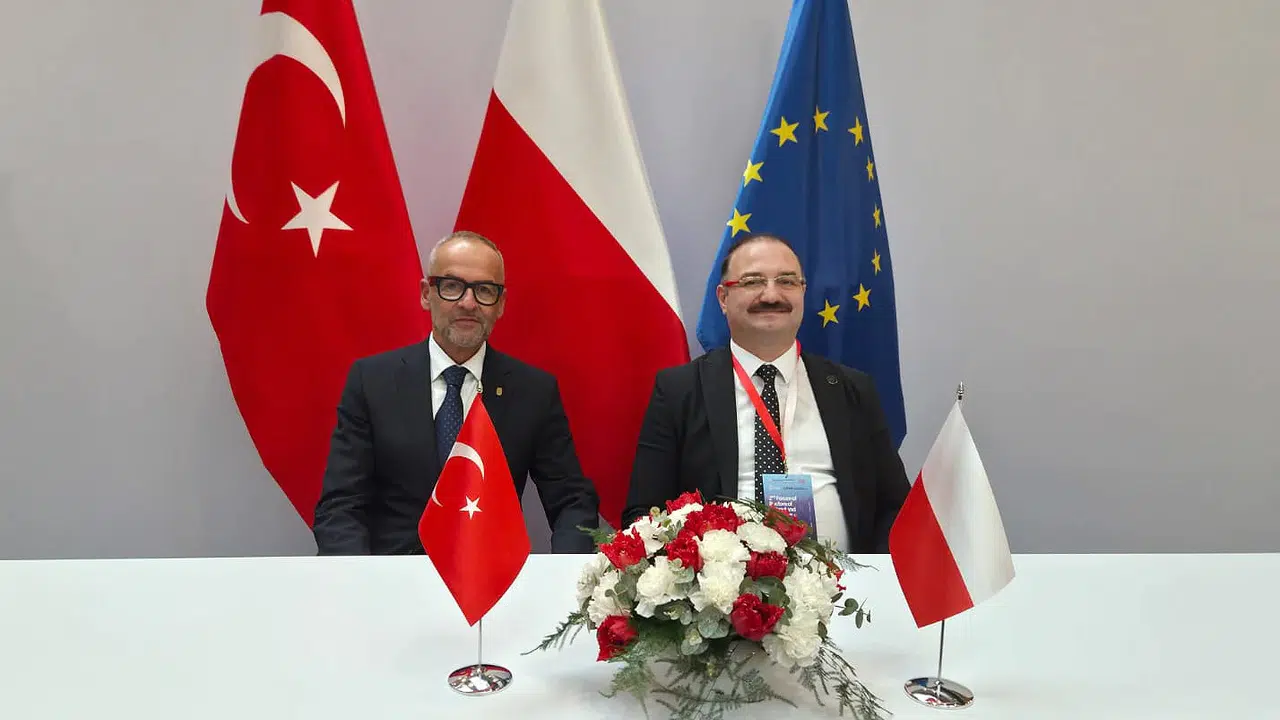 Polonya ile akademik köprüler kuruldu: Atatürk Üniversitesi stratejik hamleleriyle dikkat çekiyor