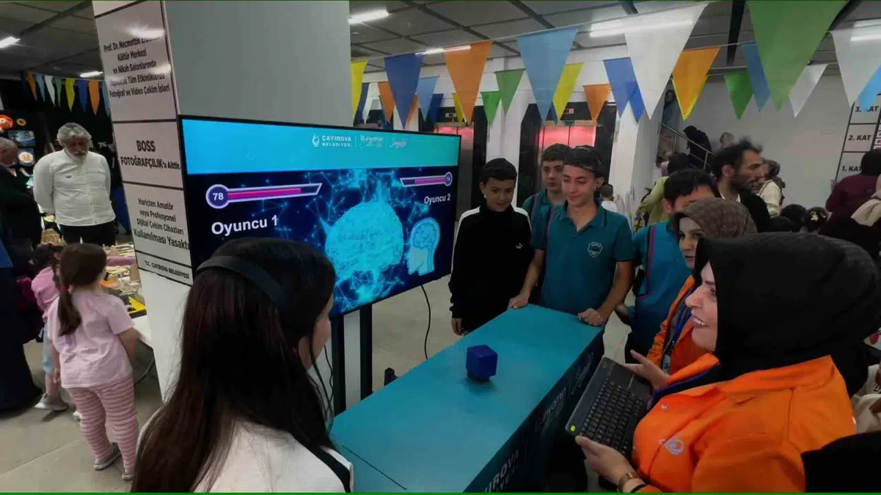 Çayırova’da bilim rüzgarı: Zihin gücüyle nesneleri yönettiler