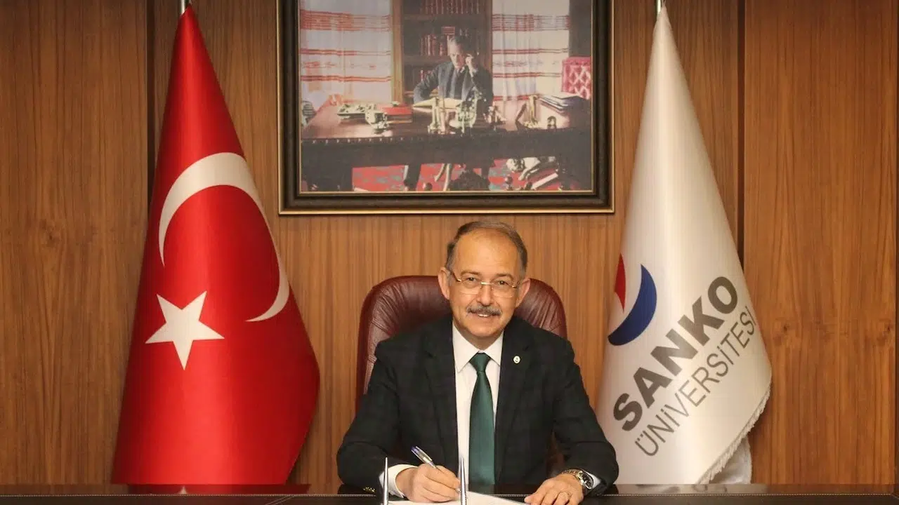 Toplumun mimarı annelere özel mesaj: Prof. Dr. Dağlı’dan anlamlı kutlama