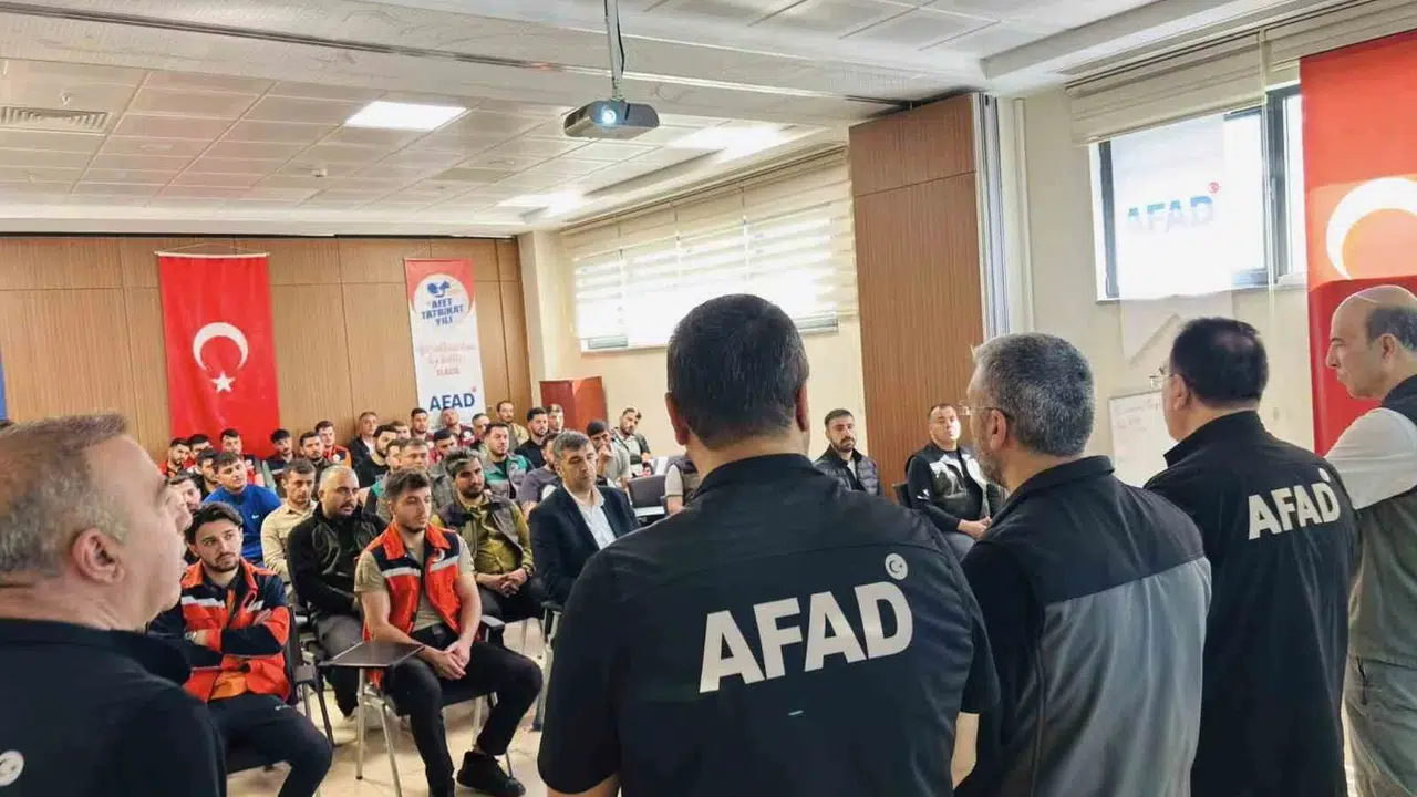 Elazığ’da kritik hazırlık: Orman ekipleri afetlere karşı sahaya iniyor