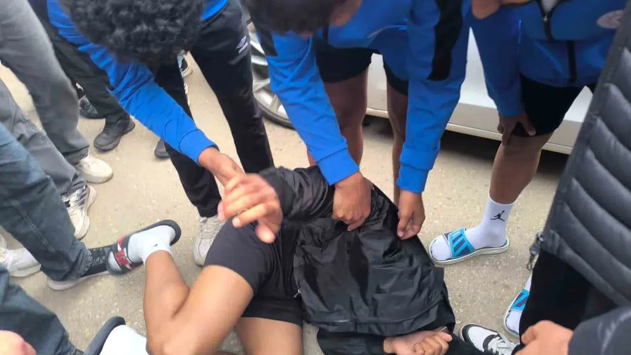 Kutlama sevinci acıya dönüştü: Süper Lig konvoyunda talihsiz kaza