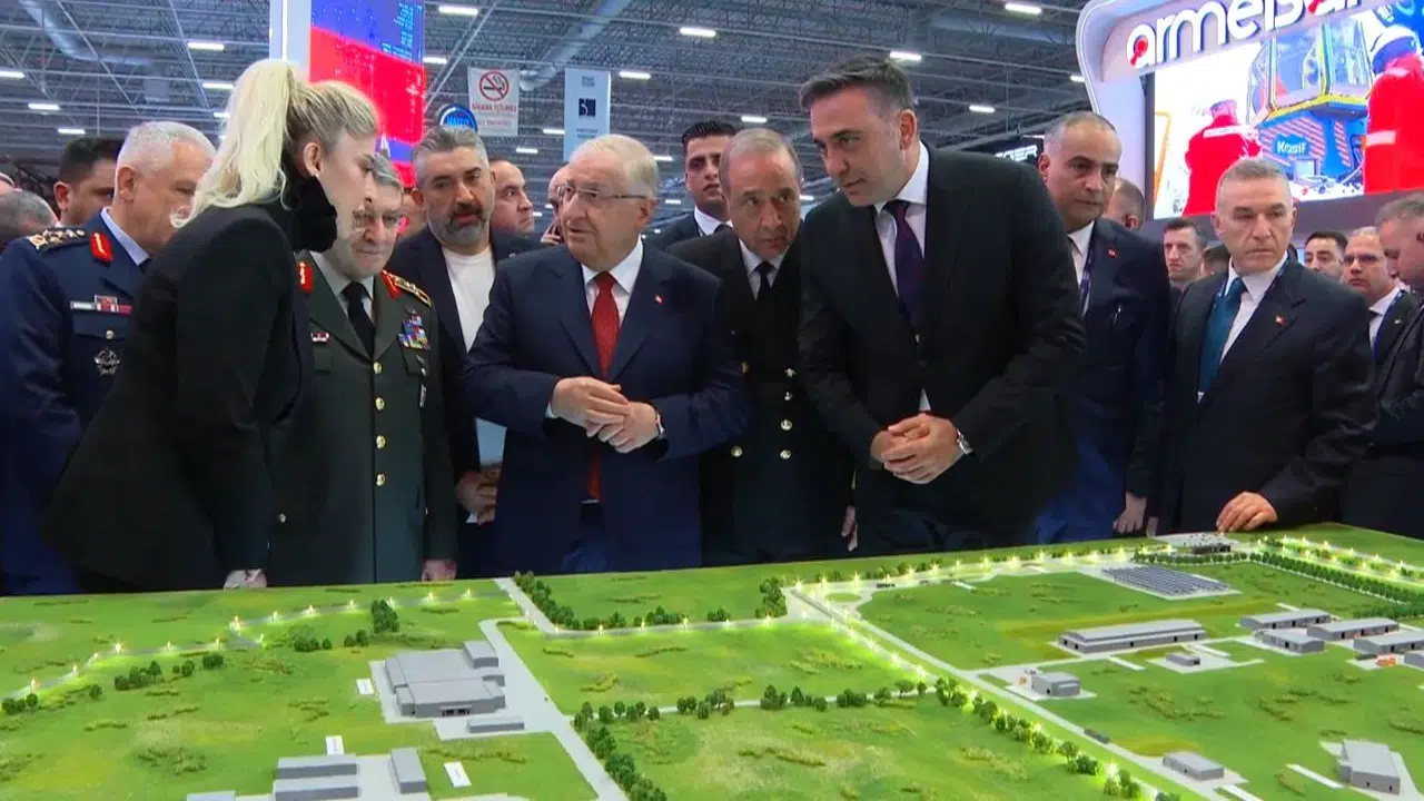 Savunmada gövde gösterisi: Bakan Güler yerli teknolojilerin nabzını tuttu