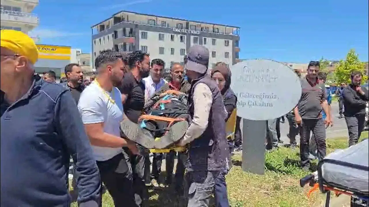 Nizip'te feci kaza: 70 yaşındaki sürücü hastanelik oldu