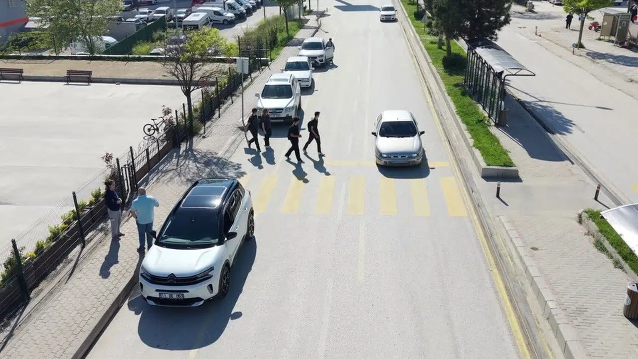 Bozüyük semalarında sıkı takip: Emniyetten havadan denetim operasyonu
