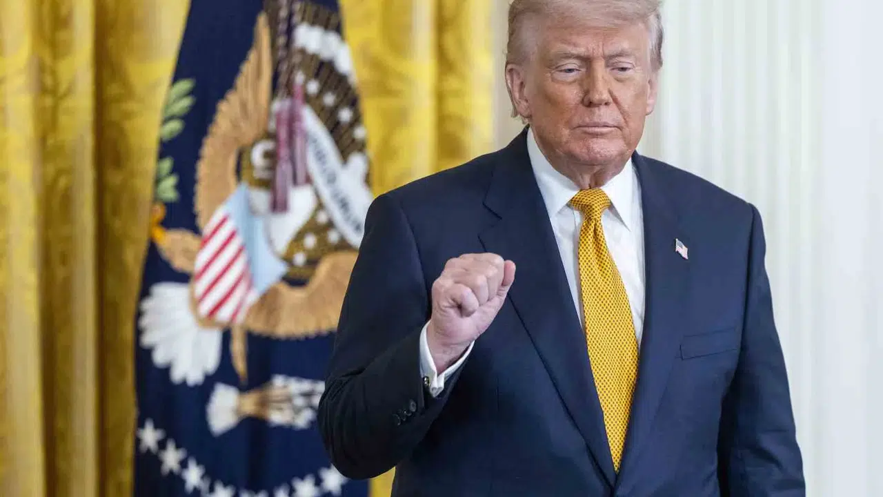 Trump'tan Tahran'a nükleer gözdağı: Yaklaşanı anında imha ederiz