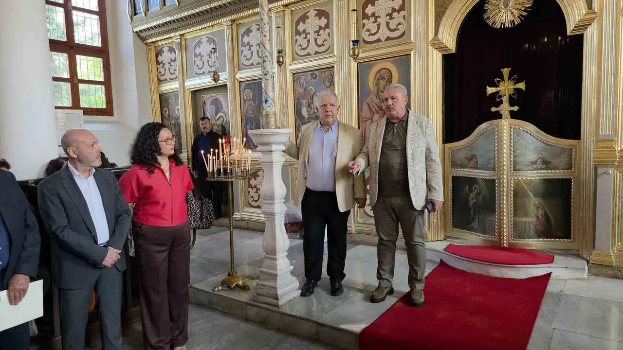 Edirne'de ibadet krizi: Bulgar kilisesinde Yunanca ayin dayatmasına cemaatten sert tepki