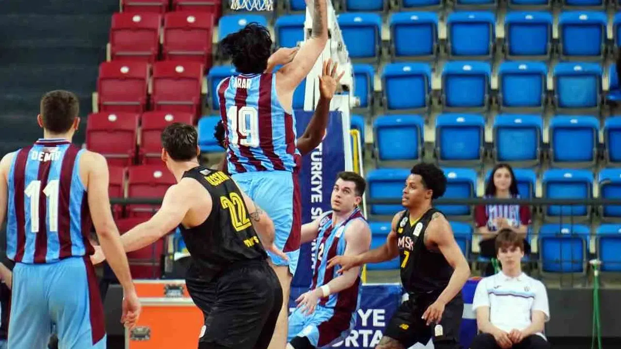 Fırtına evinde esti geçti: Mersin Spor’a geçit yok