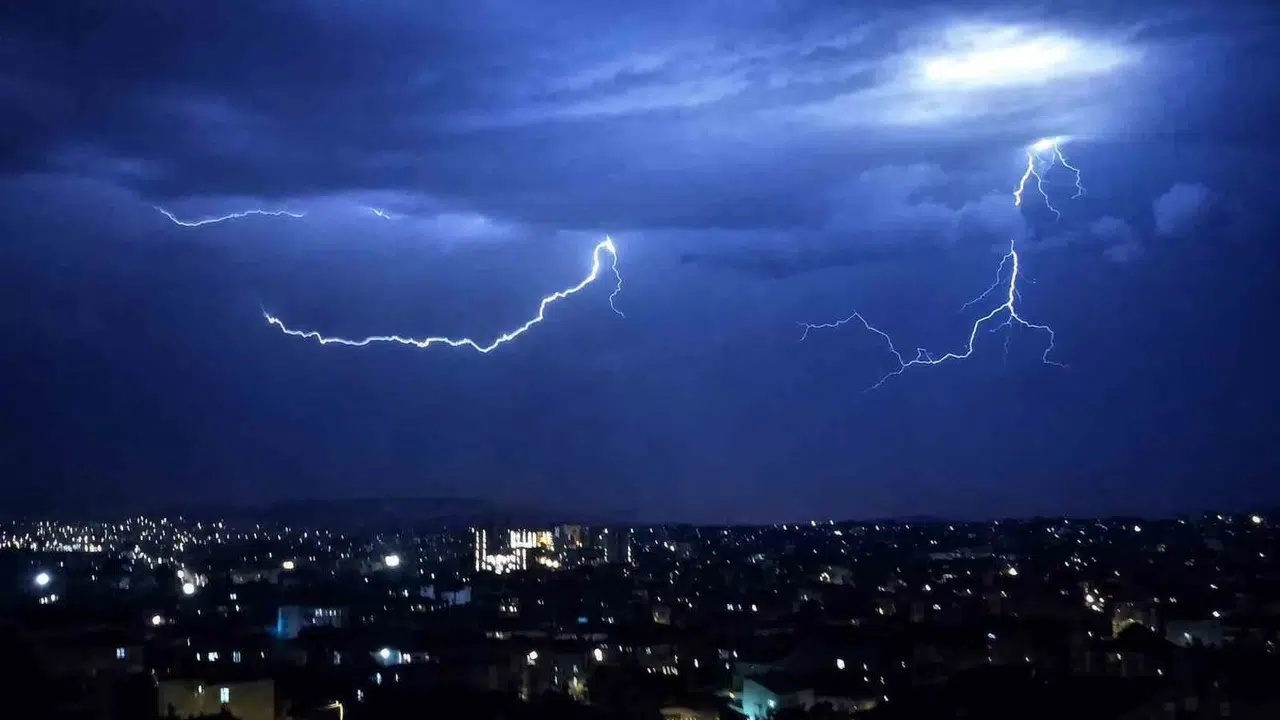 Kırıkkale'de yaşayanlar dikkat: Meteoroloji saat vererek uyardı