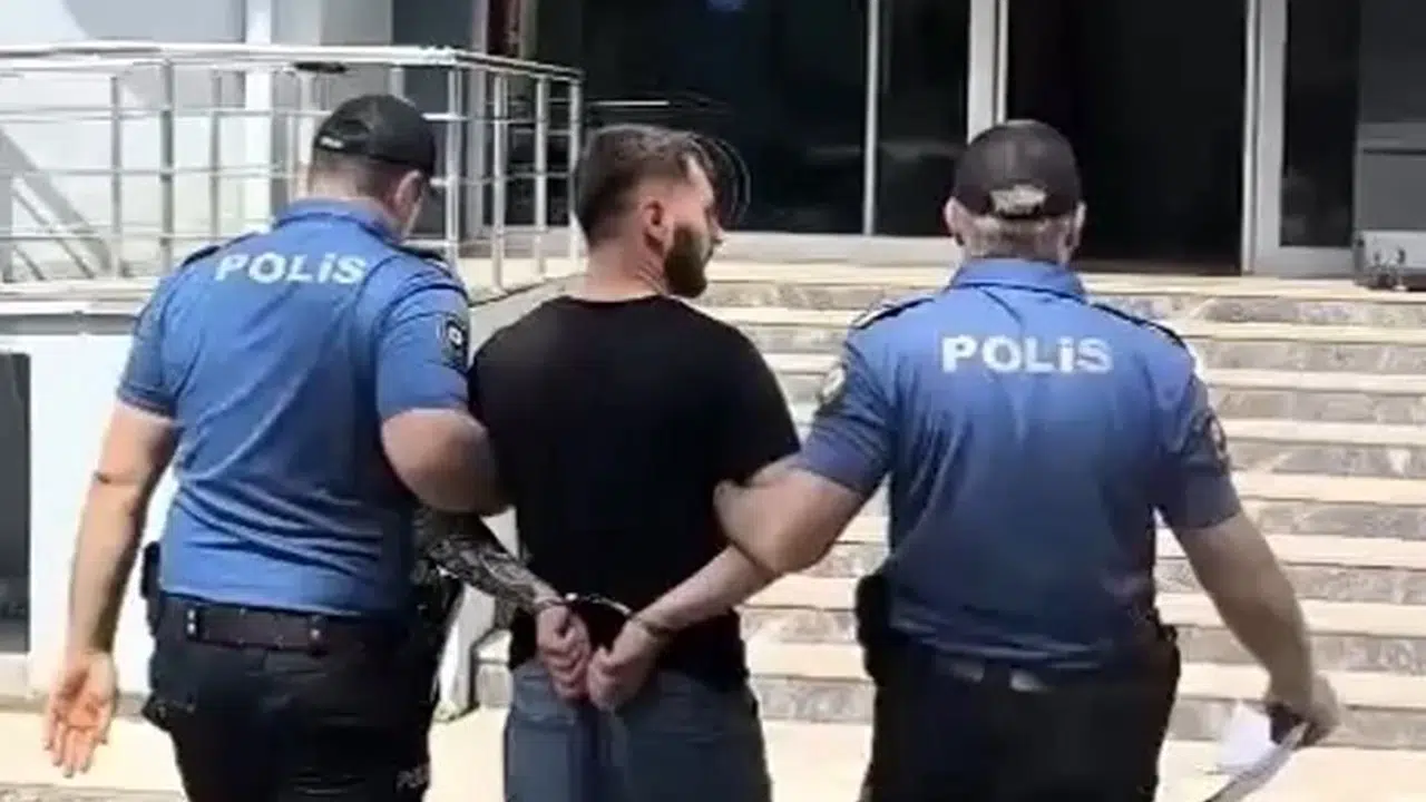 Alaçam’da uzun süredir aranan firari kasten öldürme suçlusu kıskıvrak yakalandı