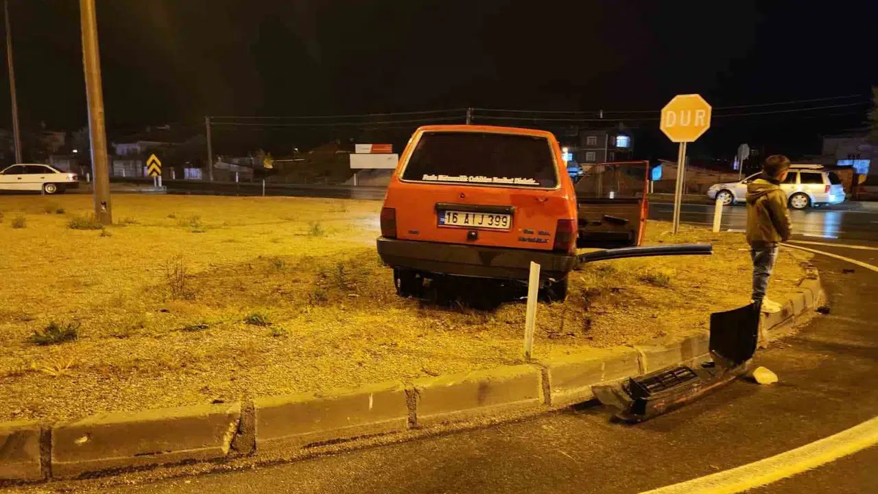 Isparta’da alkollü sürücü dehşeti: Kavşakta faciadan dönüldü