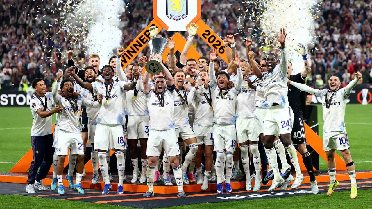 İstanbul'da kupa gecesi: Aston Villa Avrupa'nın zirvesine çıktı