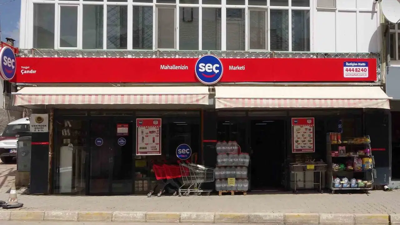 Yozgat’ta yarım asra yaklaşan esnaflık serüveni: Bakkal dükkanından modern perakendeye dönüşüm