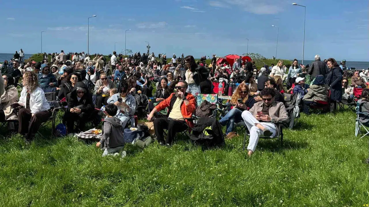 Tarihi yarımadada cazın büyülü notaları yükseldi: Yason Burnu müzikseverleri büyüledi
