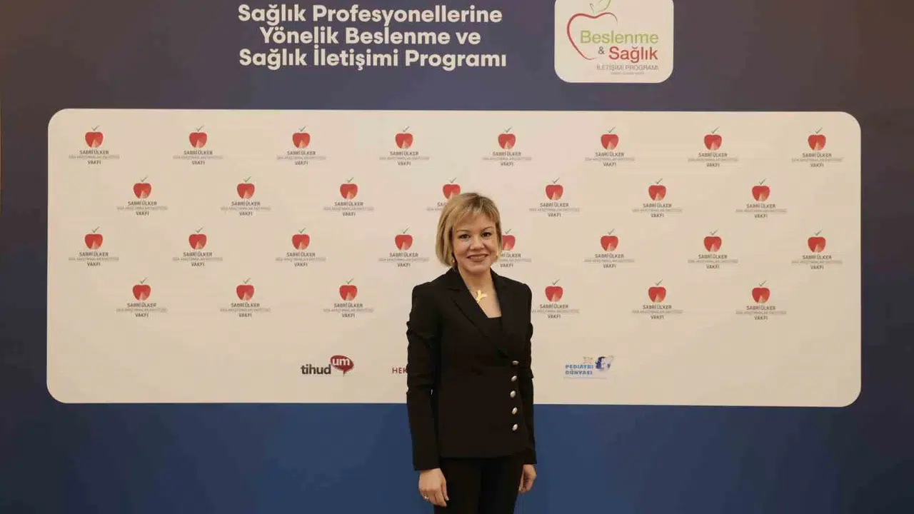 Bilgi kirliliğine karşı dev seferberlik: Sağlık profesyonelleri bilimsel beslenme rehberliğinde buluştu