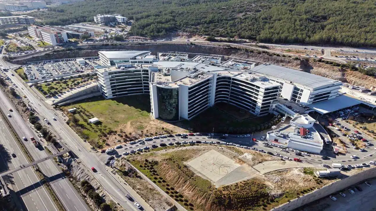 Muğla Eğitim ve Araştırma Hastanesi'nde yeni dönem: Hasta ziyaretleri için saatler yeniden düzenlendi