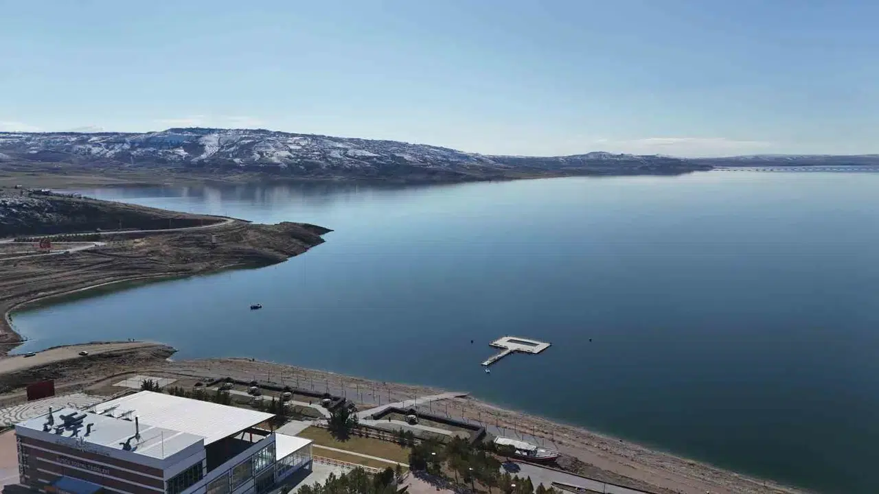 Yamula Barajı’nda tarihi yükseliş: Sular altında kalan köyler yeniden derinliklere gömüldü