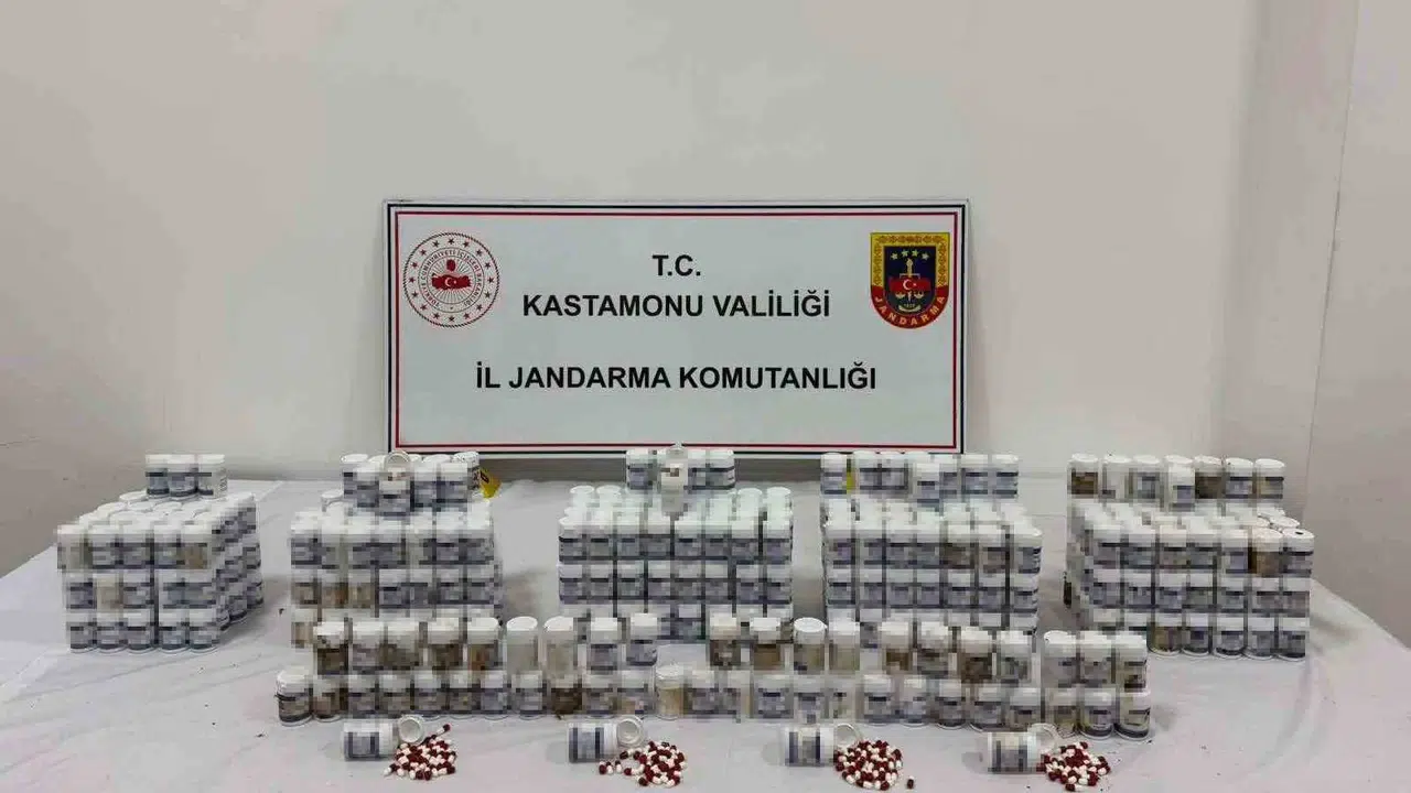 Zehir tacirlerine şafak operasyonu: 3 ilde 16 kişi cezaevine gönderildi