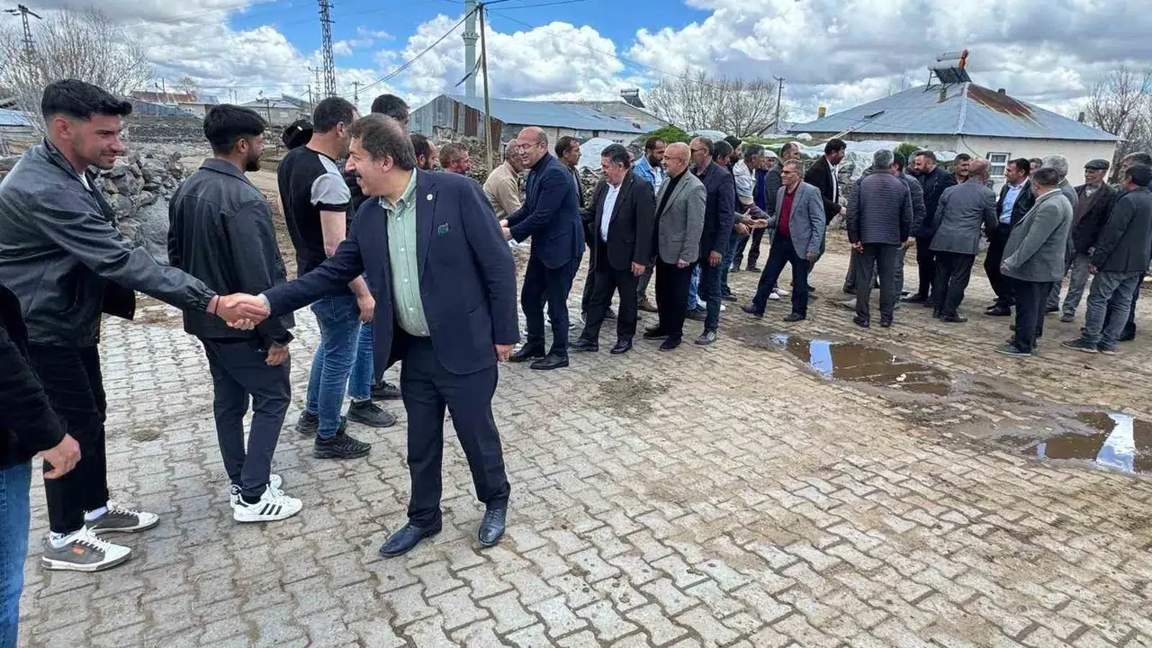 Erzurum’un güneyinde yoğun mesai: Vekil Fırat’tan saha çıkarması