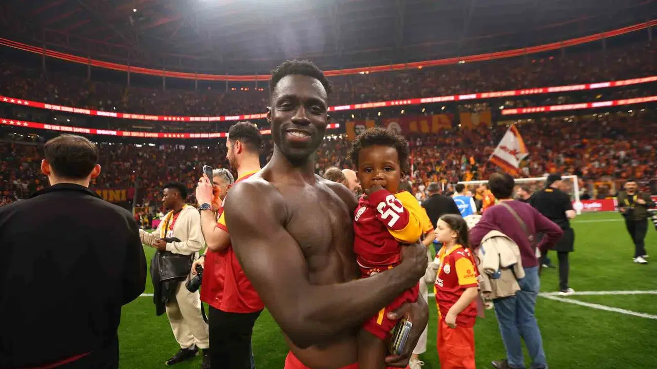 Davinson Sanchez'den şampiyonluk sonrası iddialı sözler: Galatasaray'ın gücünü herkese kanıtladık