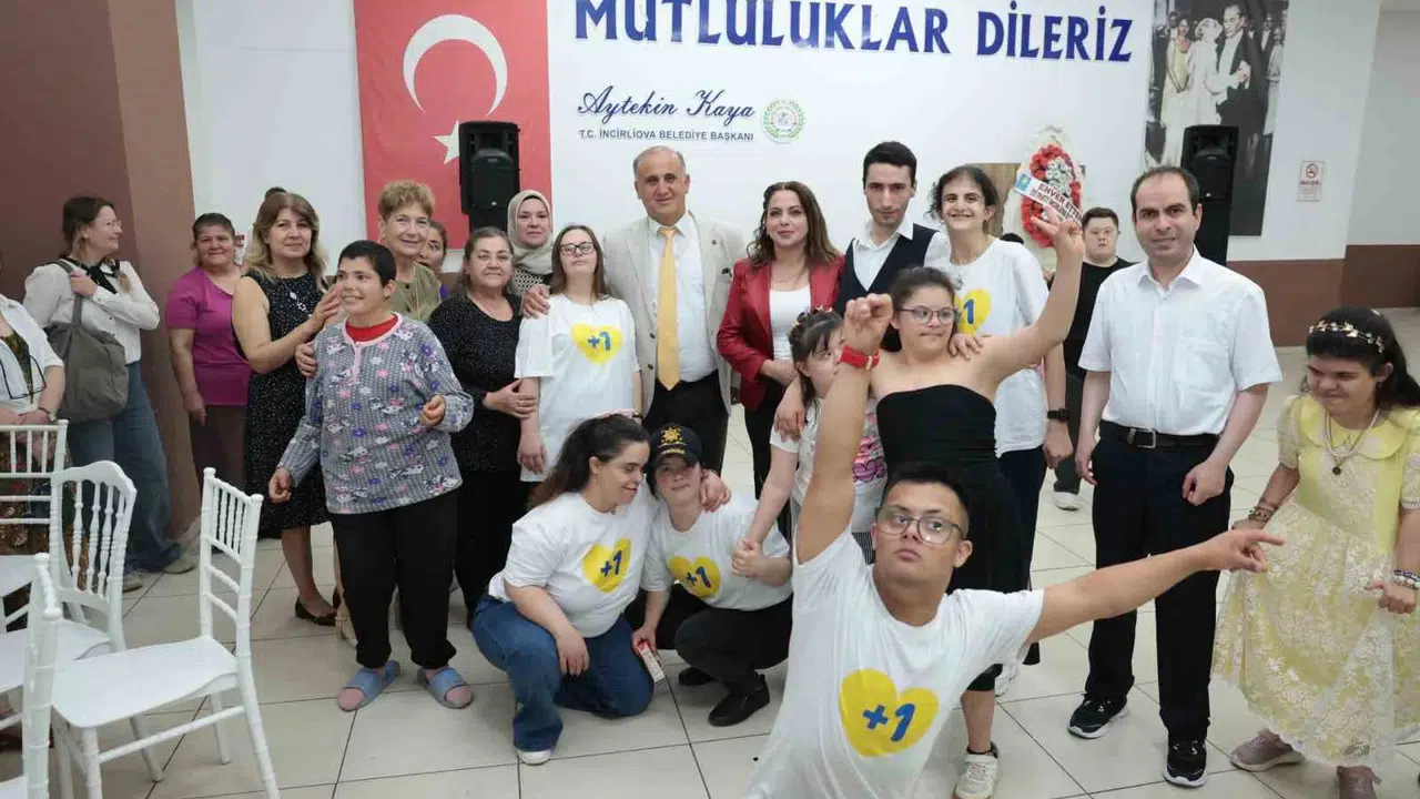 İncirliova’da üniforma heyecanı: Özel gençler askerlik hayallerine kavuştu