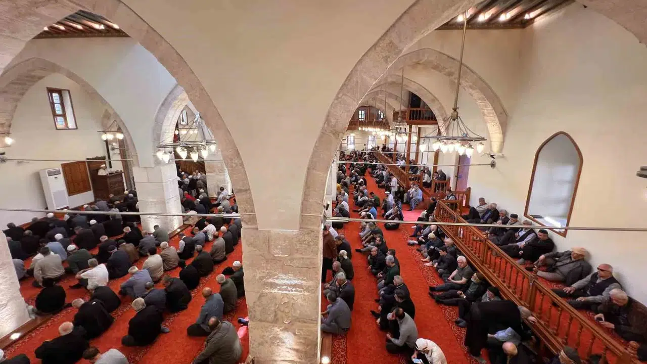 Asrın felaketinin izleri siliniyor: Kahramanmaraş’ın simgesi Ulu Cami’de tarihi gün