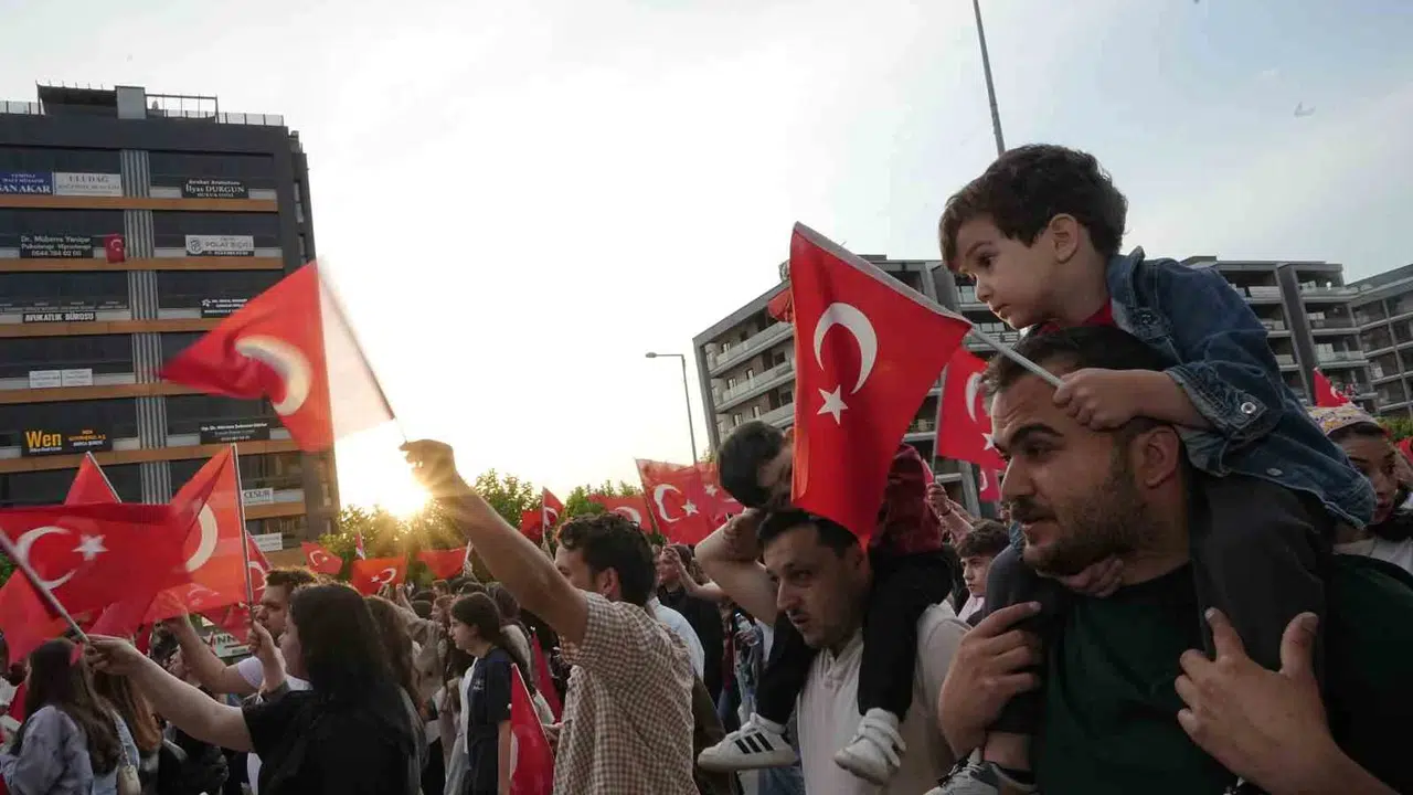 Nilüfer'de bayram coşkusu: Binler tek yürek oldu