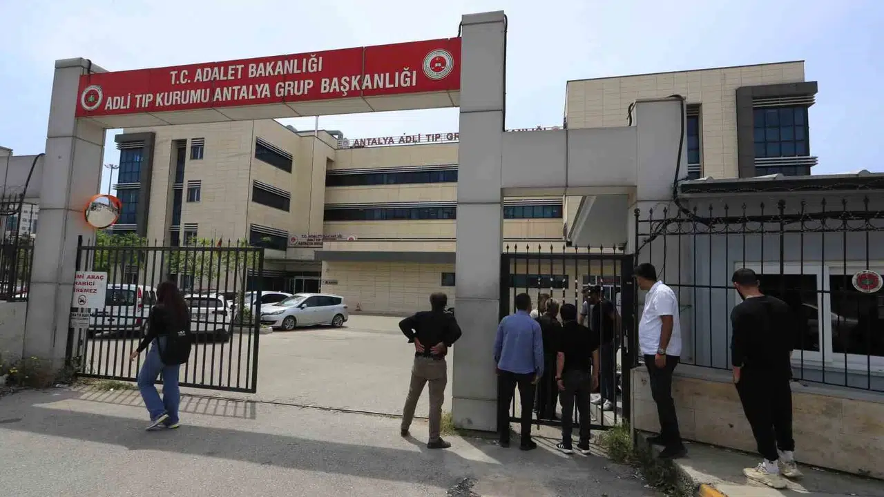 Vahşice katledilen Kübra’nın cenazesi DNA eşleşmesiyle teslim alındı: Amcadan yürek yakan isyan