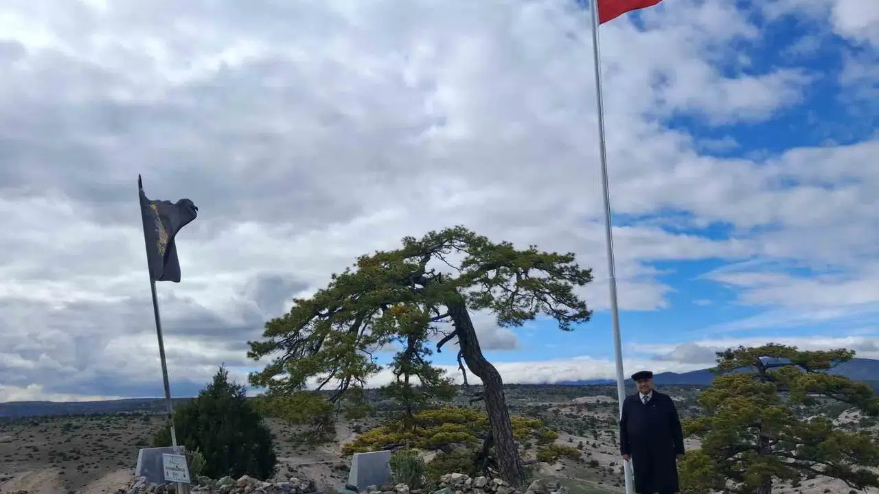 Eskişehir’in manevi bekçileri hak ettikleri değere kavuştu: Alperen Doğan Baba’nın kabri yenilendi