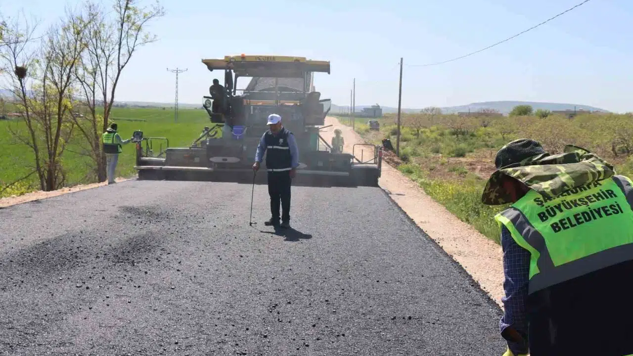 Şanlıurfa’da tozlu yollar tarih oluyor: 14 kilometrelik dev hat konfora kavuşuyor