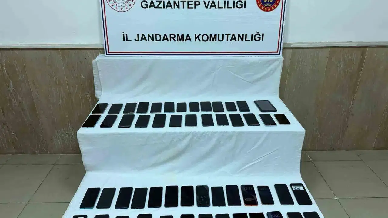 Gaziantep'te kaçakçılara geçit yok: Milyonluk vurguna jandarma engeli