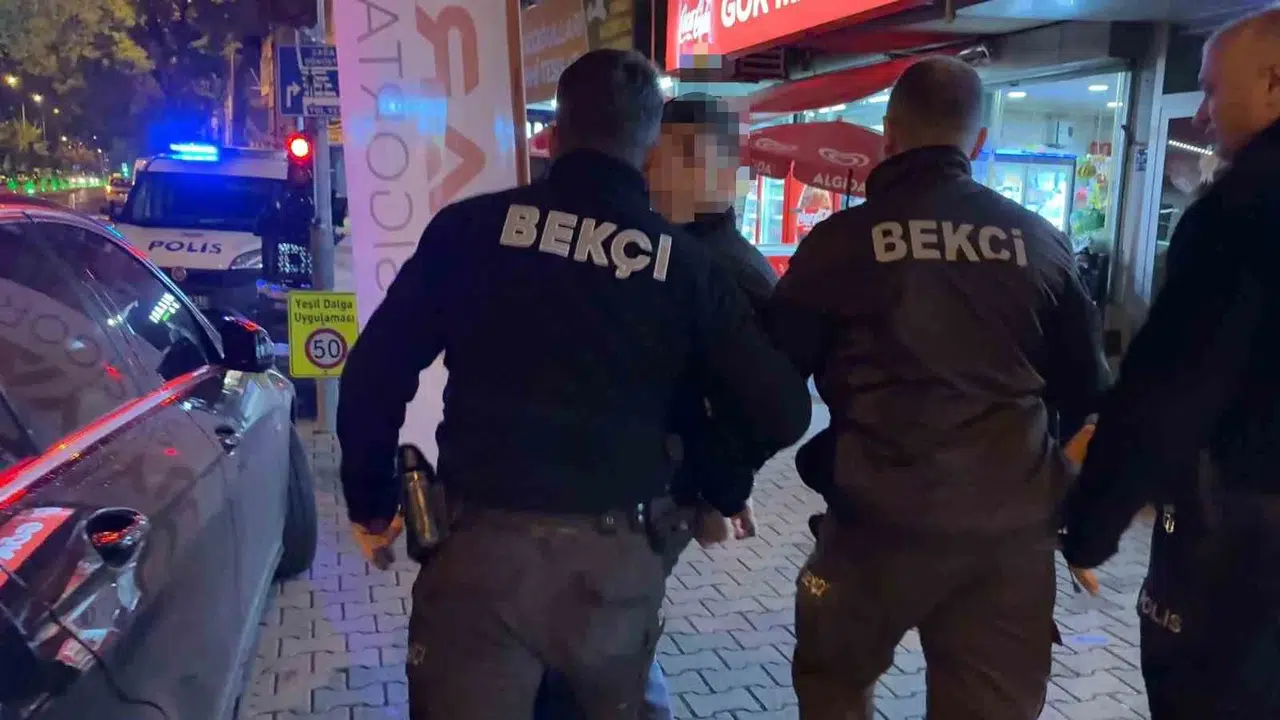 Kayseri'de kanlı hesaplaşma: Husumetlisini sokak ortasında bıçakladı