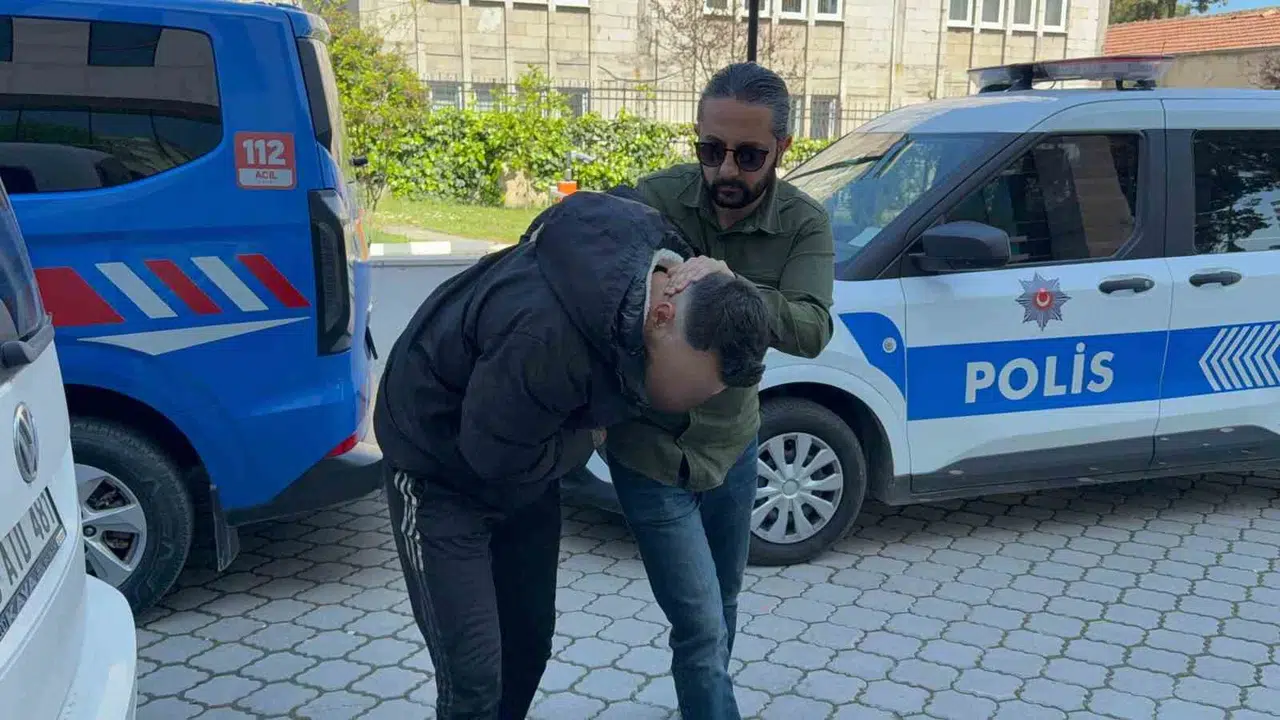 Samsun'da zehir tacirlerine geçit yok: Evinden binlerce hap çıktı