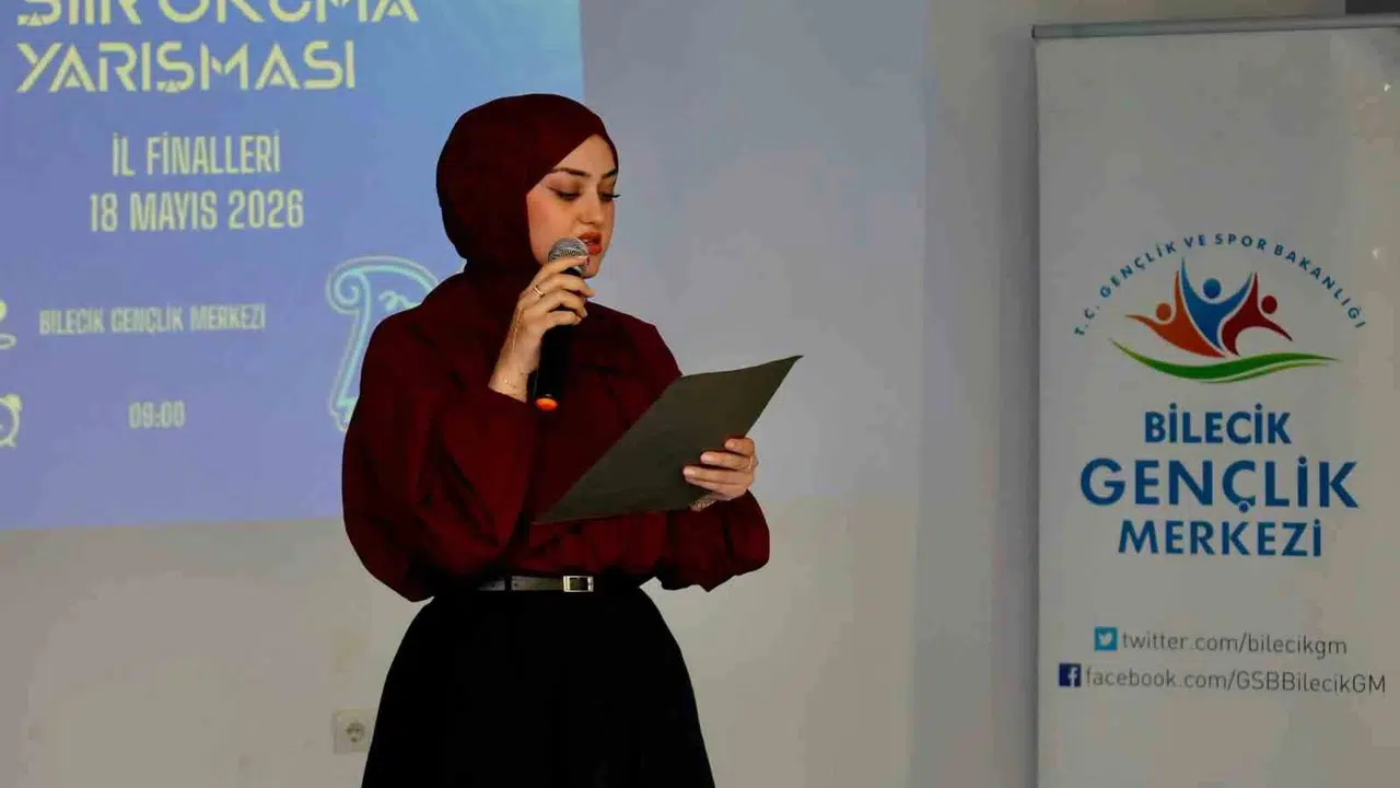 Bilecik’te mısraların gücü sahneye taştı: Genç şairler ödüllerine kavuştu