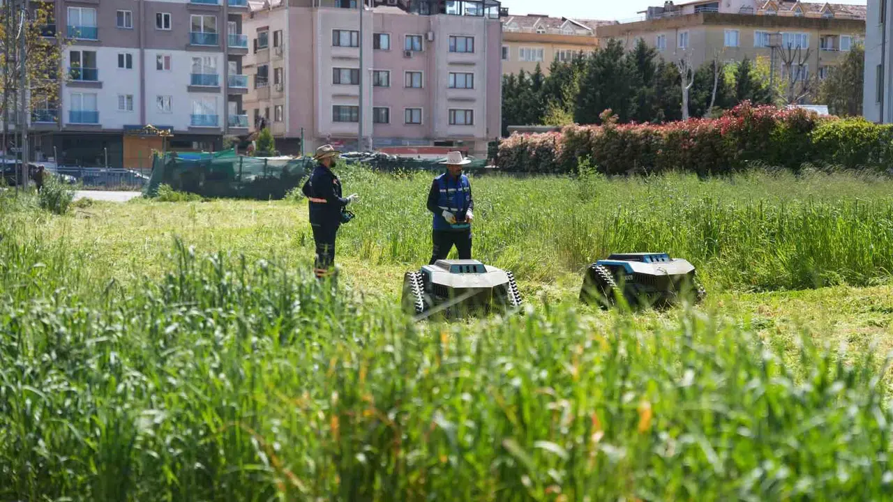 Tuzla'da yeşil alanlar teknolojiye emanet: Personel ihtiyacı 5 kat azaldı