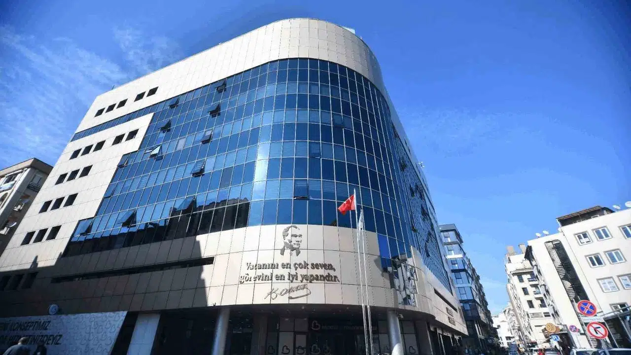 Balıkesir'de ihale tartışması: Belediye Başkanı Ahmet Akın hakkında soruşturma izni