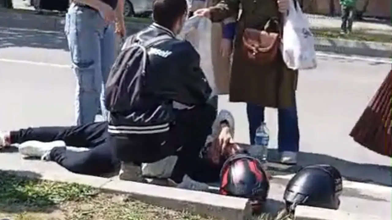 Samsun'da trafik kabusu: Yola çıkan otomobile motosiklet çarptı