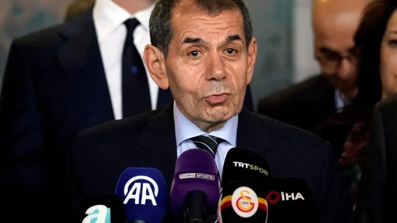 Galatasaray'da seçim heyecanı: Dursun Özbek adaylık dosyasını resmen sundu