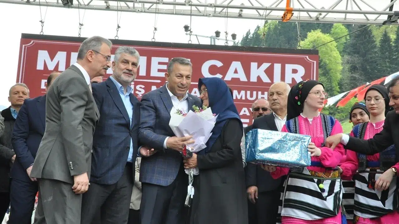 Trabzon’da yayla mevsimi horonla açıldı: Acısu’da 31 yıllık gelenek yaşatıldı